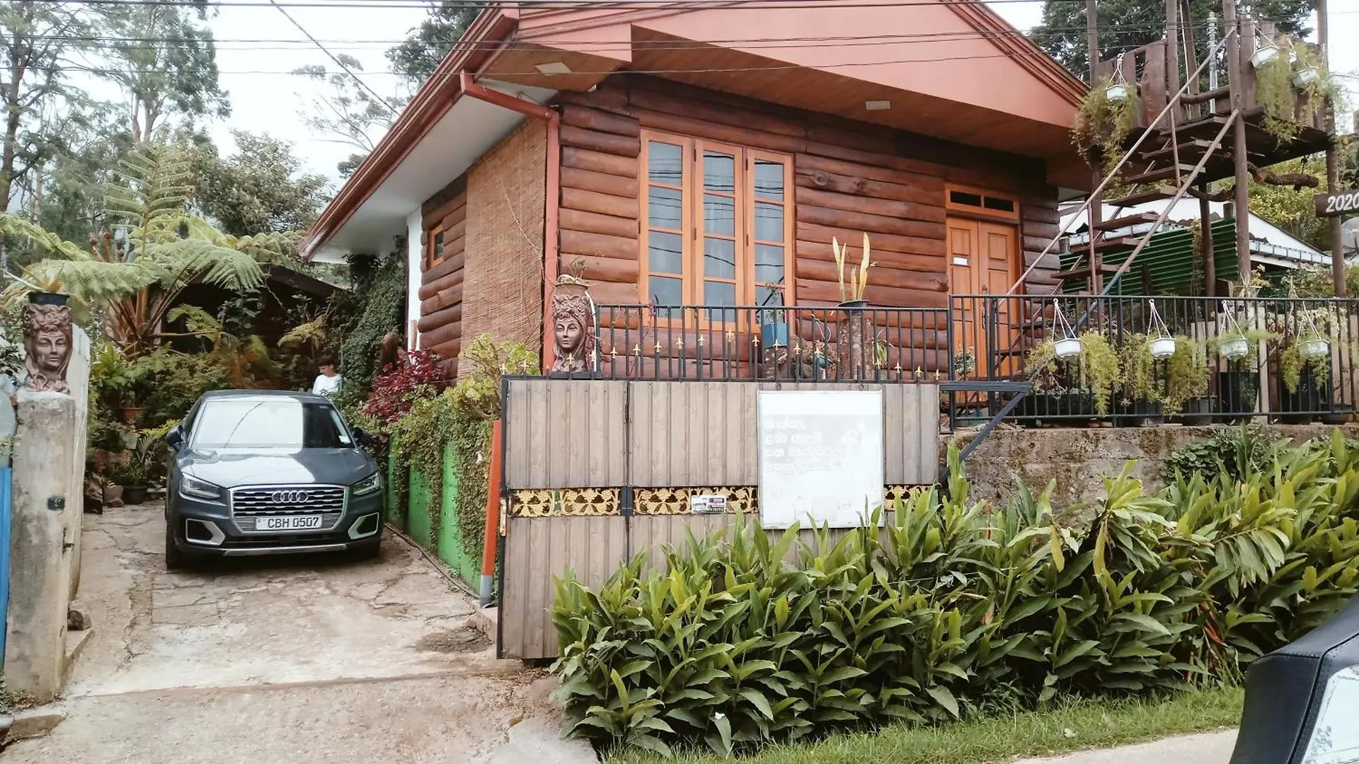 20/20 Wood Cabana 努沃勒埃利耶 民宿